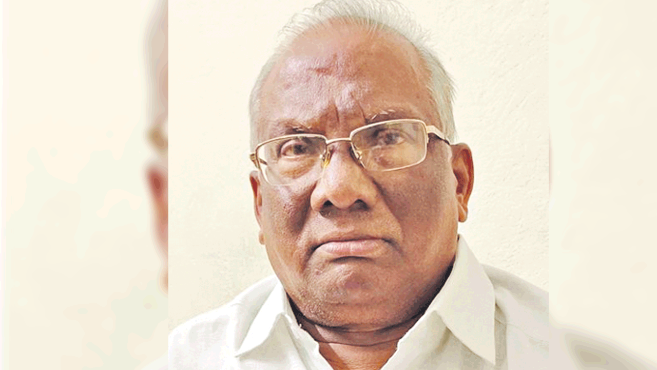 సాహితీవేత్త నిజాం వెంకటేశం మృతి