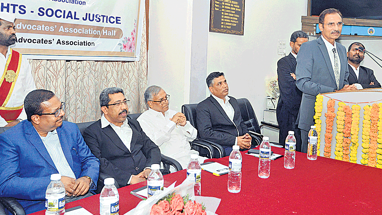 రిజర్వేషన్లు తప్పుకాదు: జస్టిస్‌ లావు నాగేశ్వరరావు