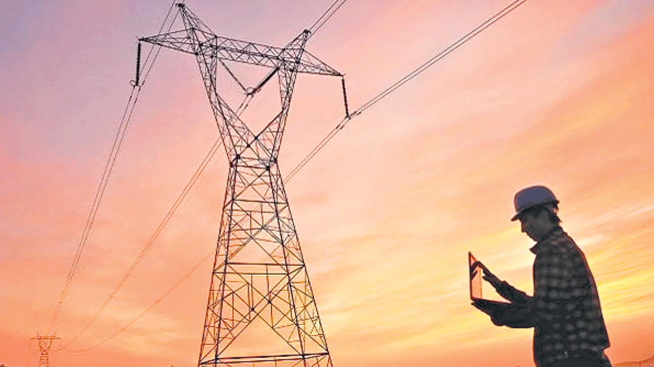 విద్యుత్తు చట్టం ఎవరికి చుట్టం?