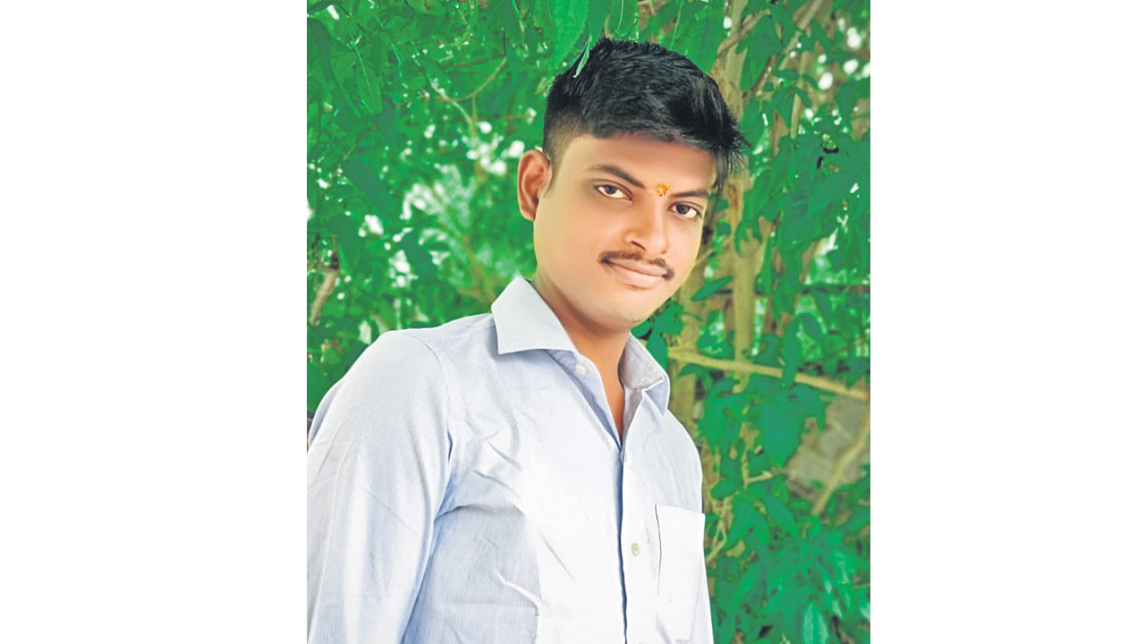 నృత్యం చేస్తూ యువకుడు మృతి