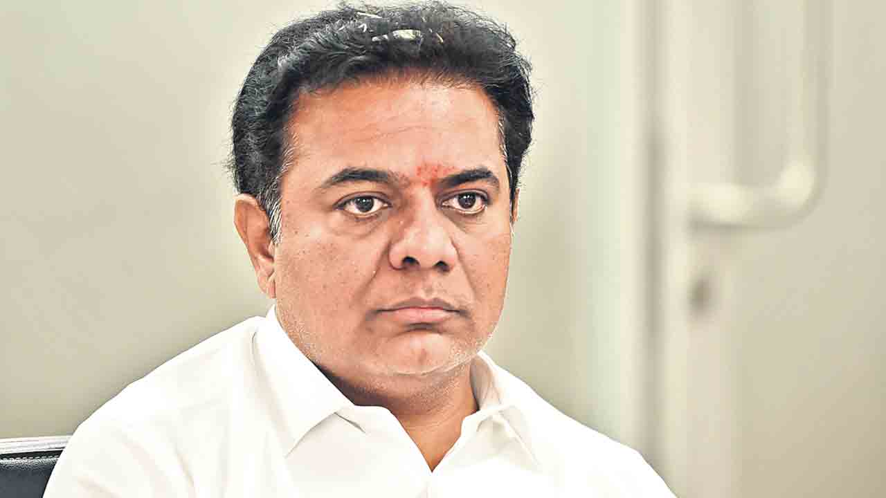 నిర్మల తీరు వికృతం