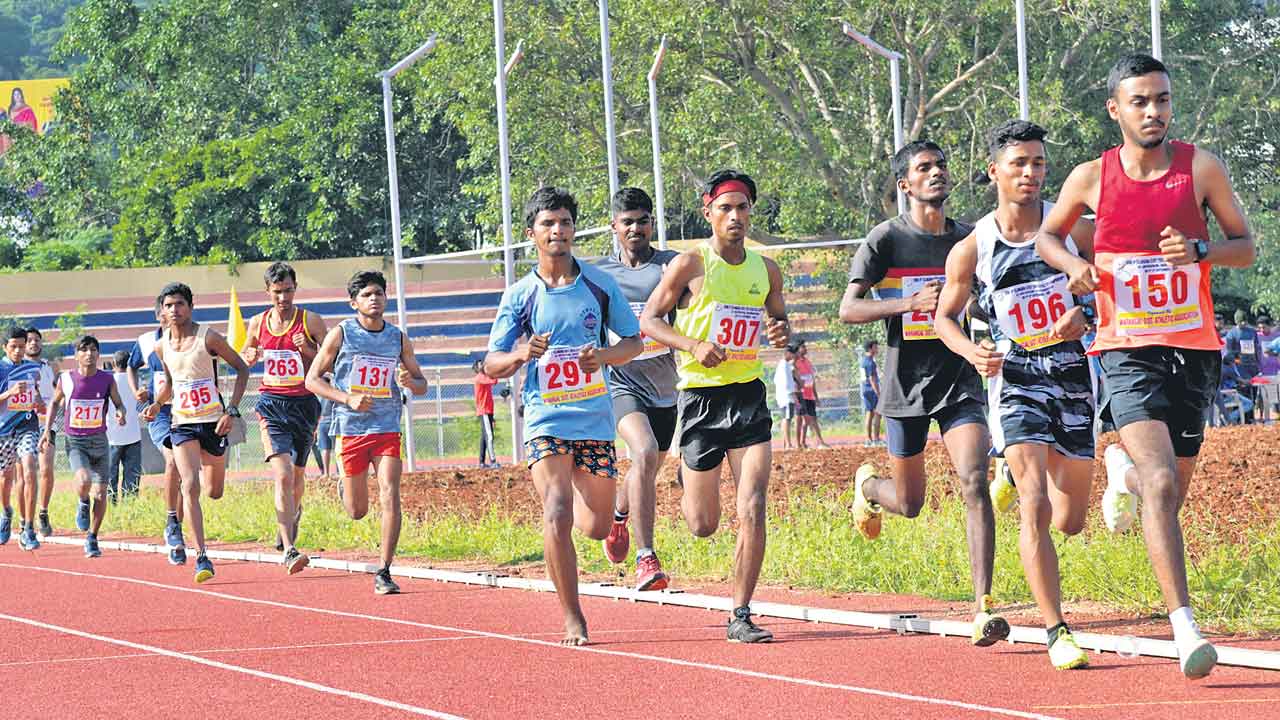 యూత్‌ అథ్లెటిక్స్‌ పోటీలు షురూ