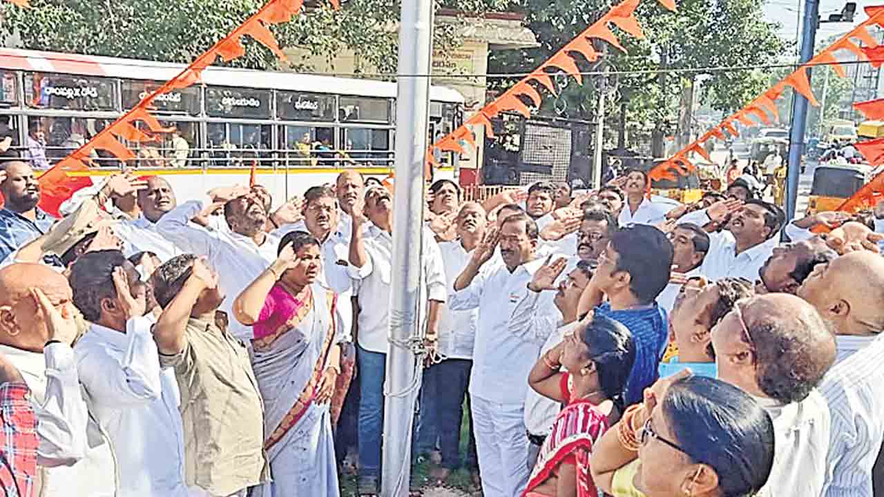 వజ్రోత్సవ సంబురం..