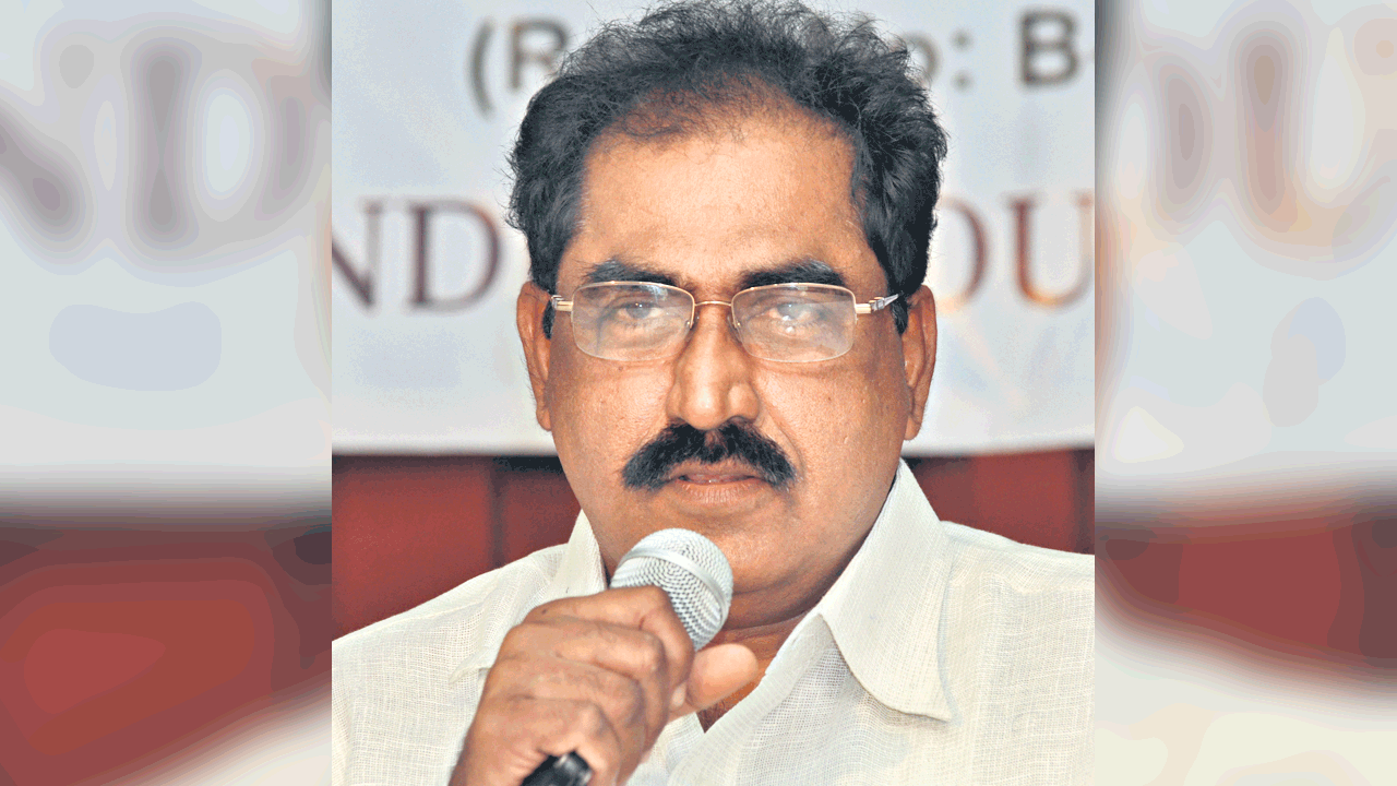 బీజేపీ కార్యకర్తలా గవర్నర్‌