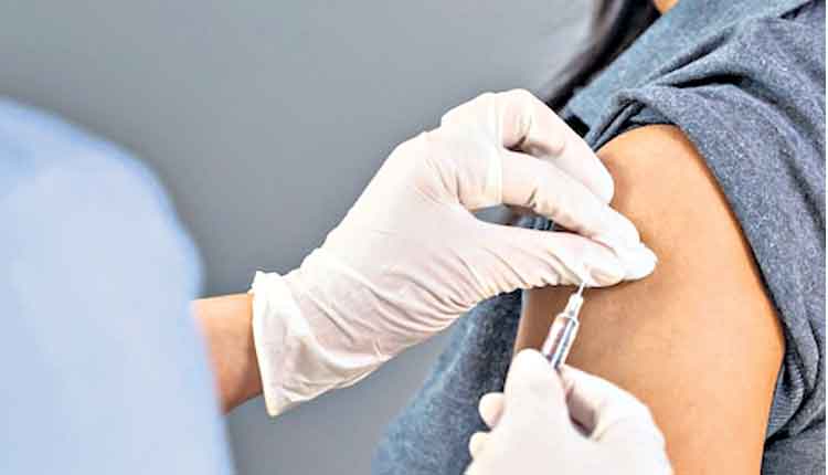 కొవిడ్‌ ప్రికాషన్‌ డోస్‌పై నిర్లక్ష్యం