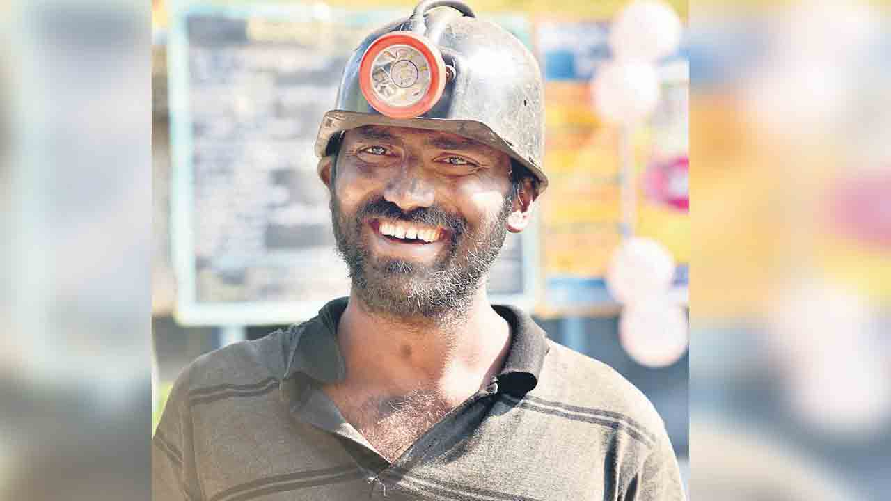 దసరా అడ్వాన్స్‌ రూ.25 వేలు