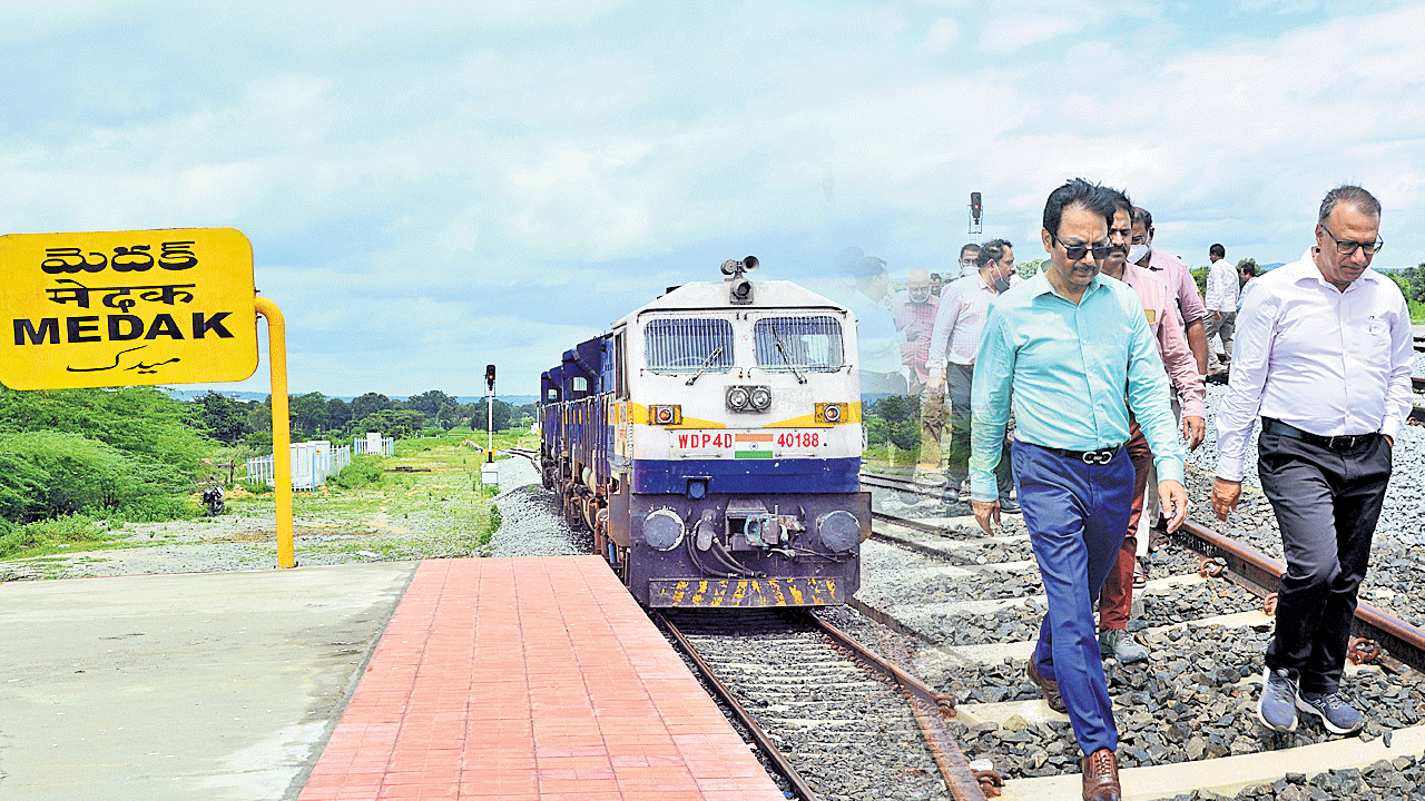 కాచిగూడ మెదక్