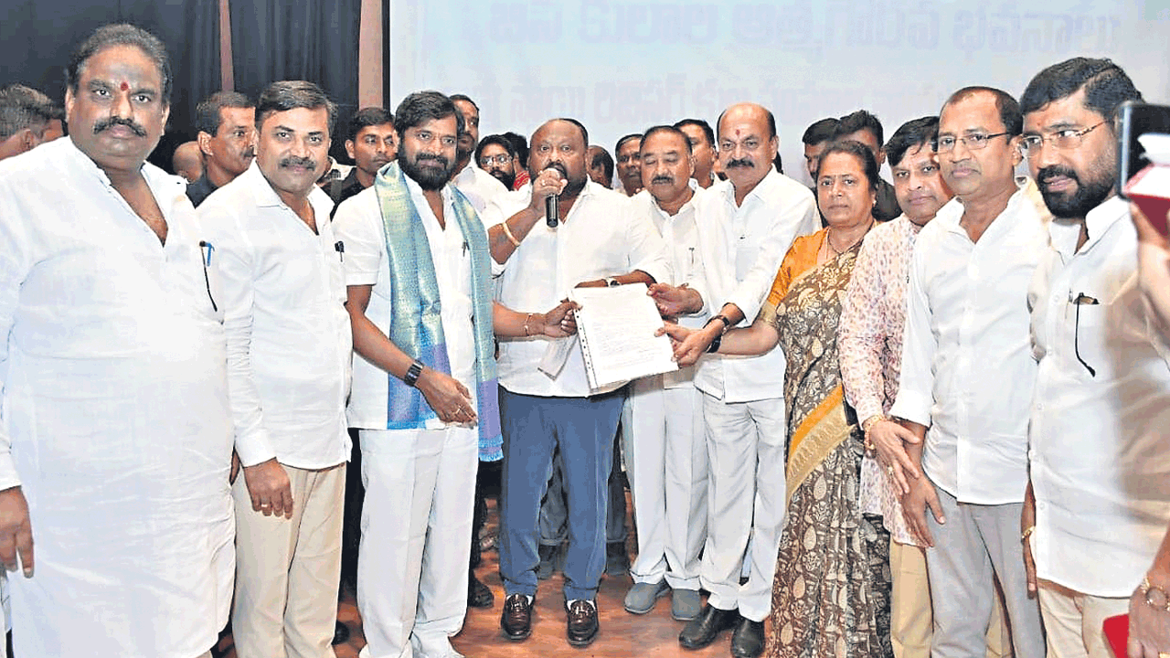 ఈ భవనాలు అభివృద్ధి చిహ్నాలు