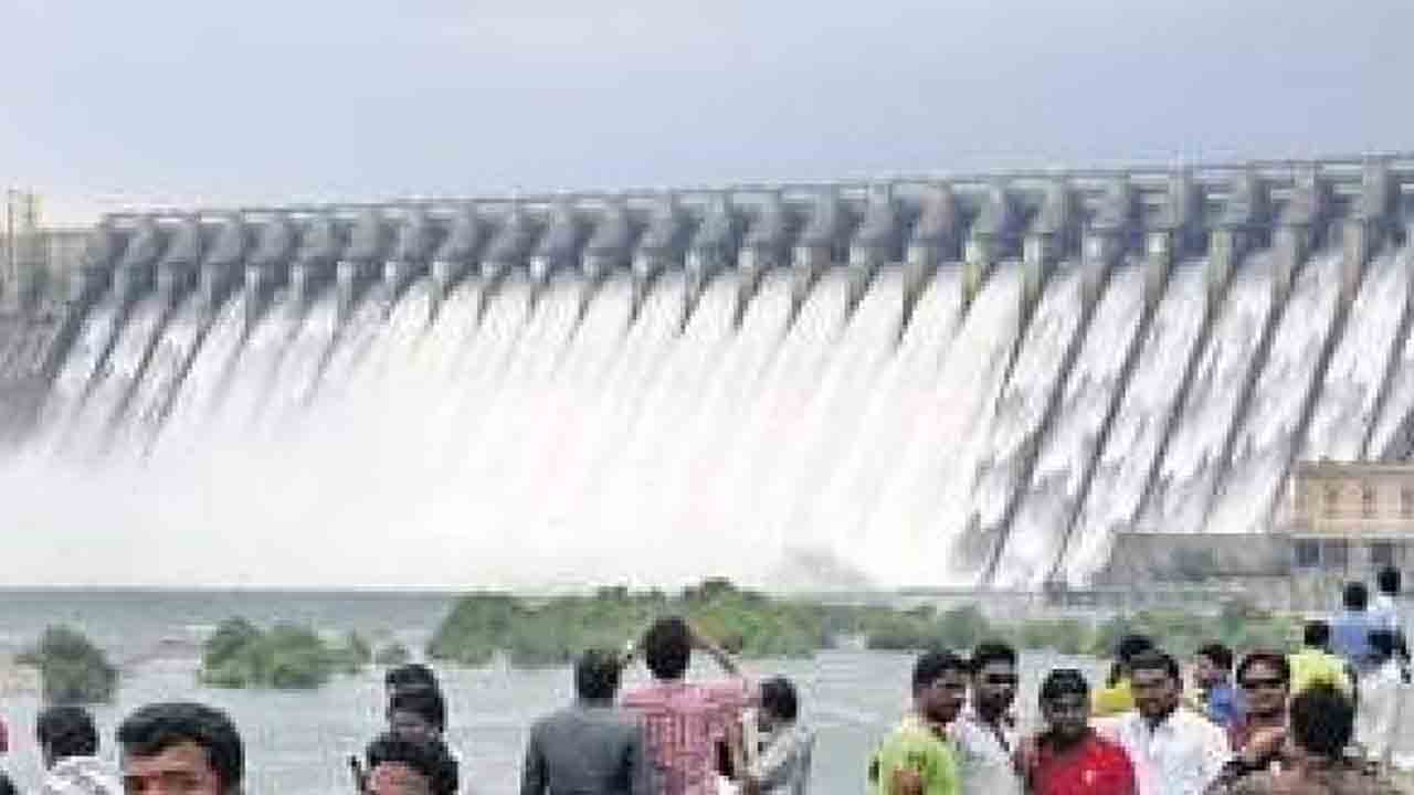 నాగార్జునసాగర్‌లో 16 గేట్ల ఎత్తివేత