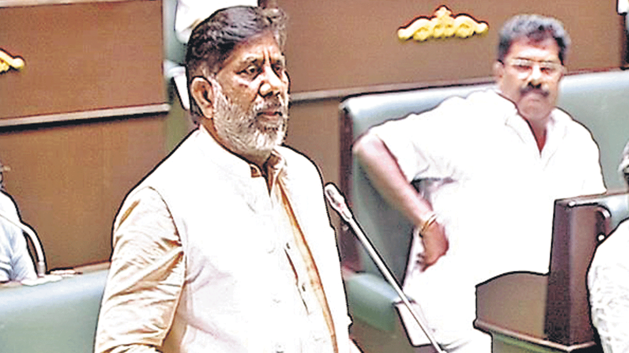 కేంద్రానిది పెడధోరణి