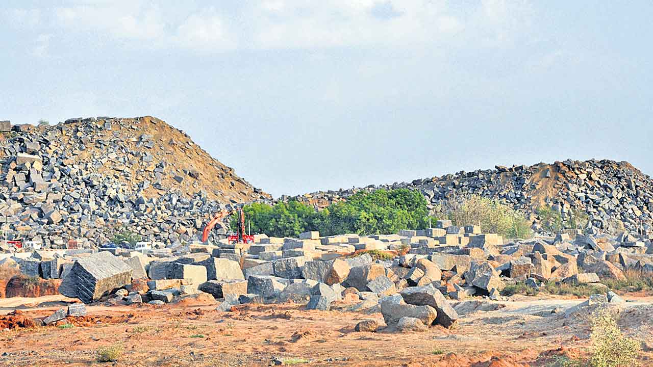 ఖనిజాల గని టీఎస్‌ఎండీసీ