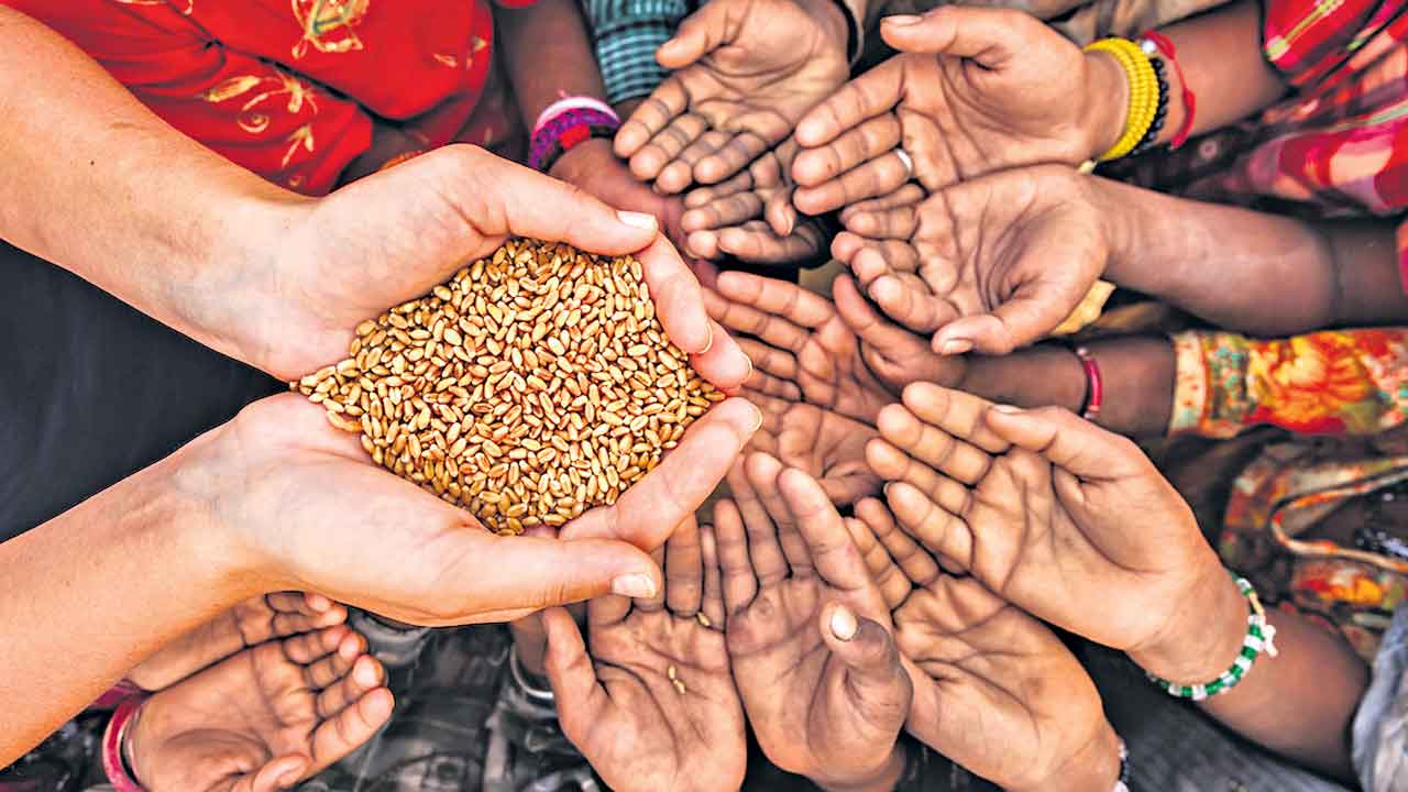 జనాభాకు తగిన ఆహారం ఎక్కడ?