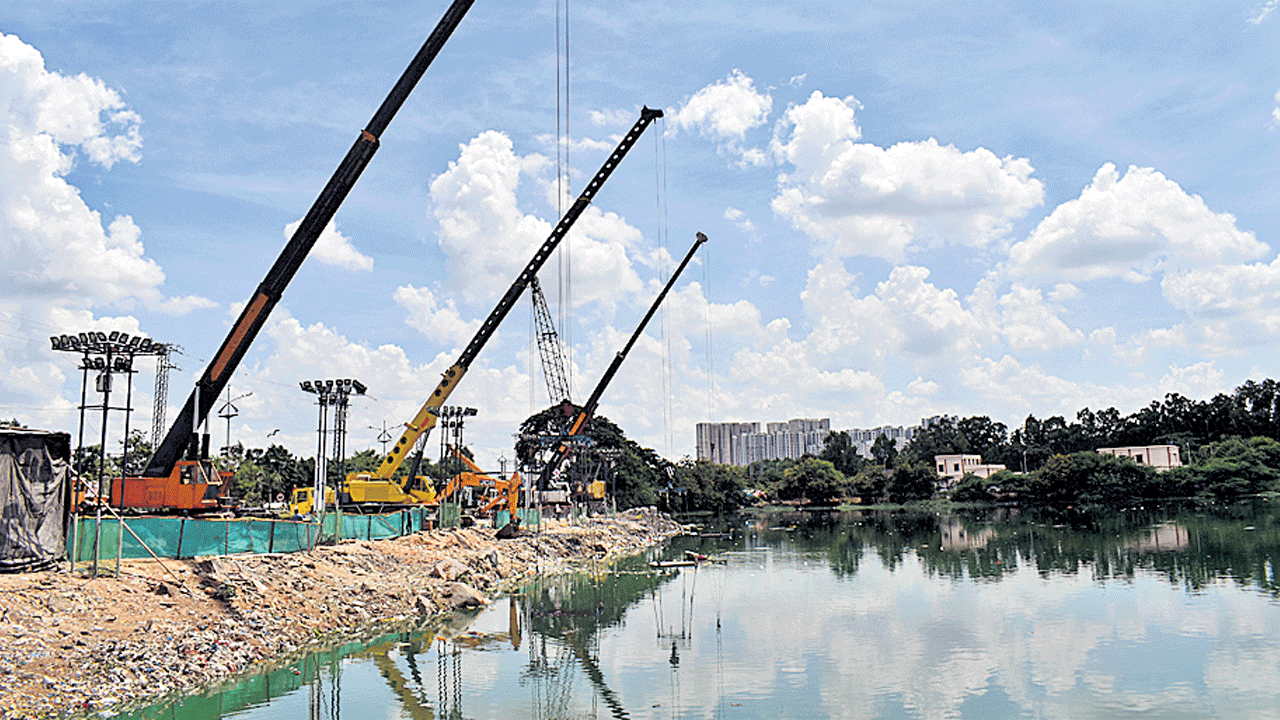 నిమజ్జన వేడుకలకు సర్వం సిద్ధం