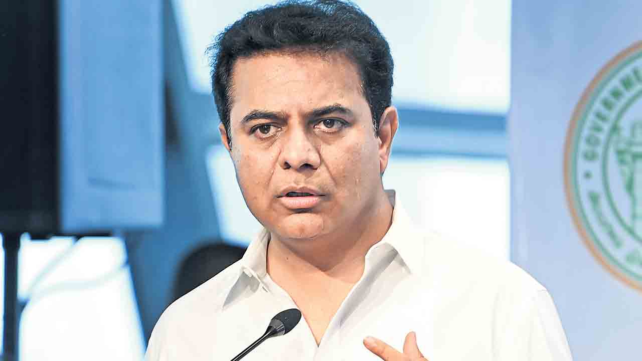 ఆర్థిక మంత్రి అనర్గళ నీతులు