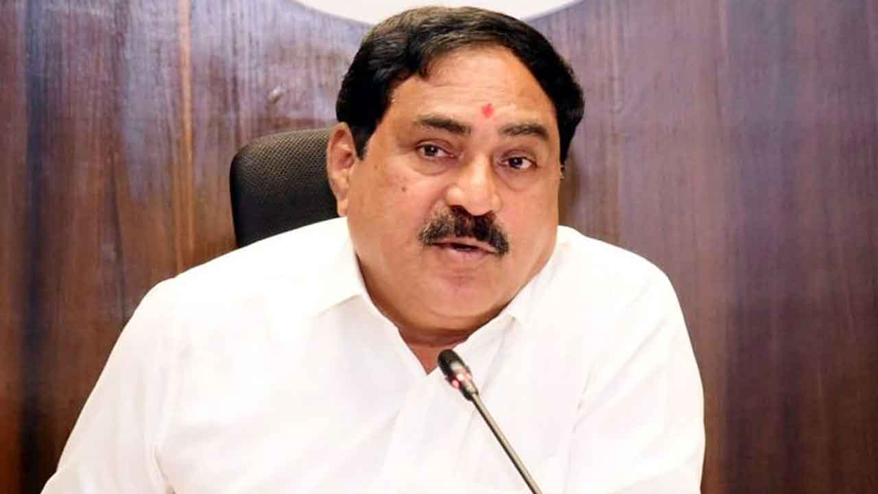 భారీ వర్షాలతో అప్రమత్తంగా ఉండాలి : కలెక్టర్‌, ఎస్పీలకు మంత్రి ఆదేశాలు