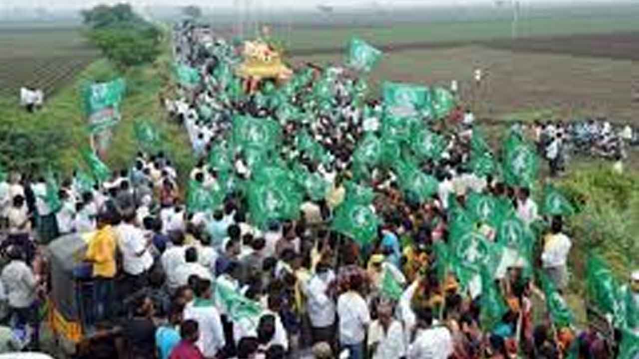 19వ రోజుకు చేరుకున్న అమరావతి రైతుల మహాపాదయాత్ర