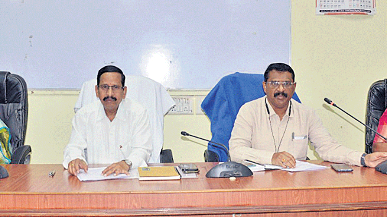 15న అల్బెండజోల్‌ మాత్రల పంపిణీ