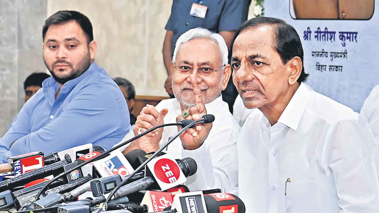 సమాఖ్య స్ఫూర్తితో ప్రగతి పథం