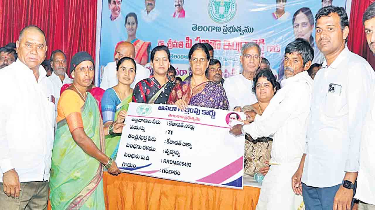 తెలంగాణ రాష్ట్రం దేశానికి ఆదర్శం