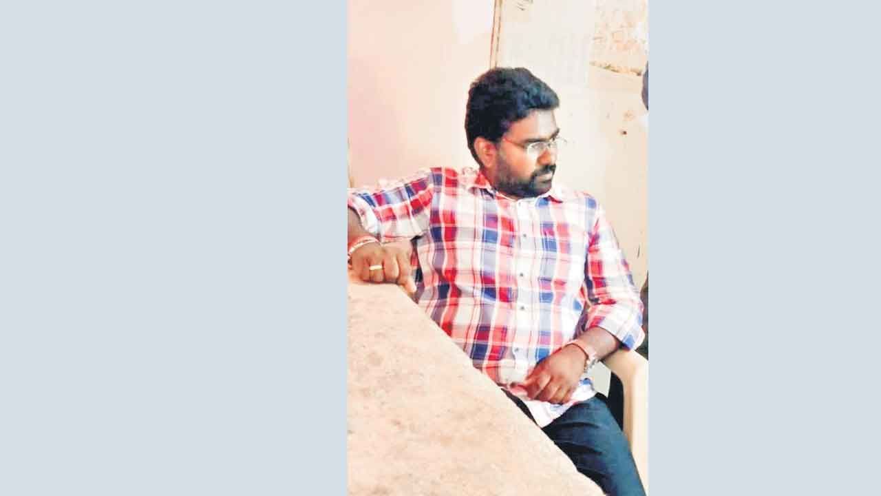 ఏసీబీ వలలో పంచాయతీ కార్యదర్శి