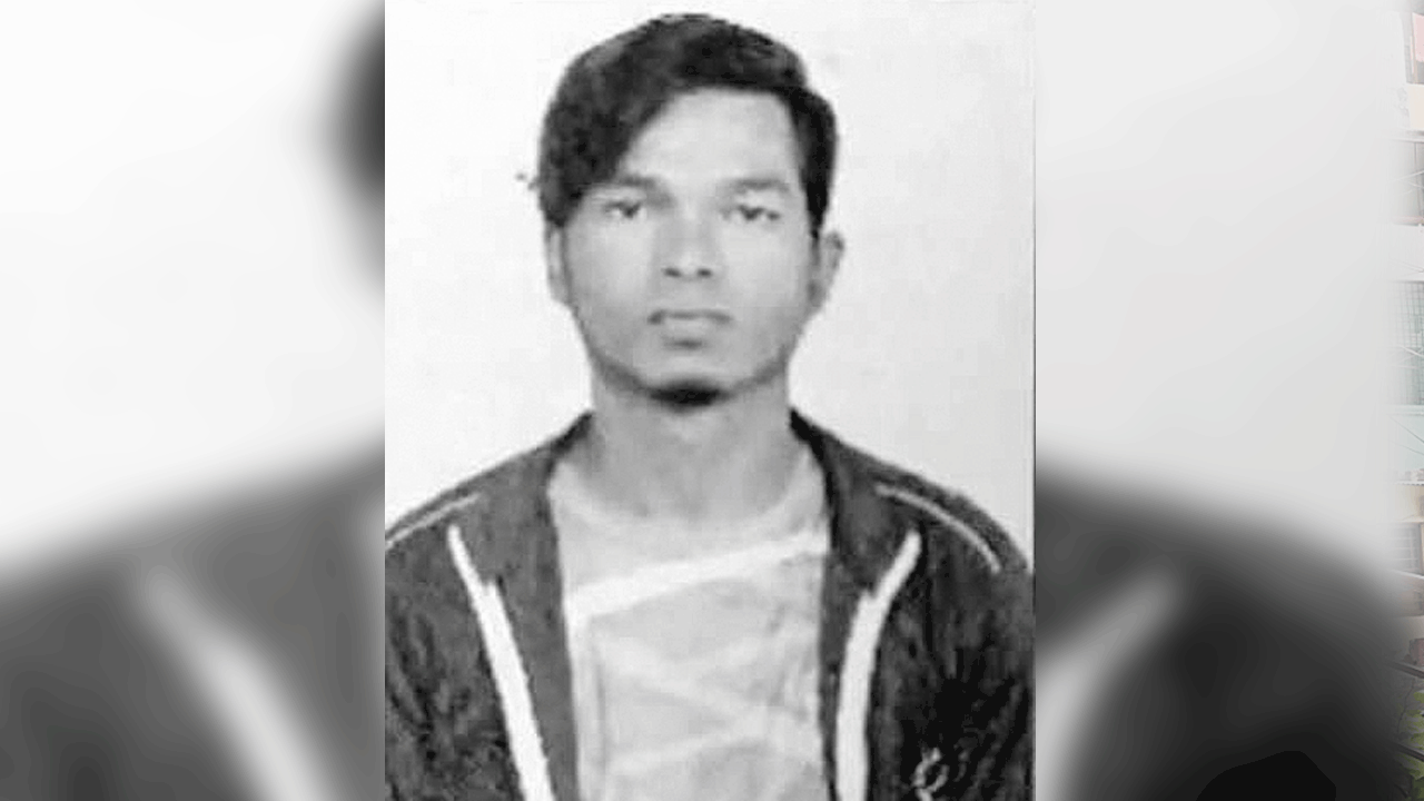 విద్యార్థులను లైంగికంగా వేధించిన వార్డెన్‌