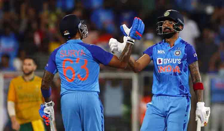 అర్ష్‌దీప్‌ సింగ్‌ అదుర్స్‌..దక్షిణాఫ్రికాపై భారత్‌ ఘన విజయం