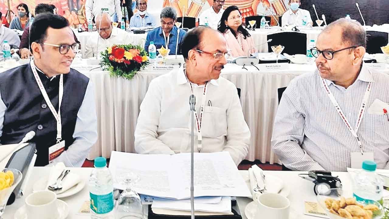 విభజన సమస్యలు త్వరగా పరిష్కరించాలి