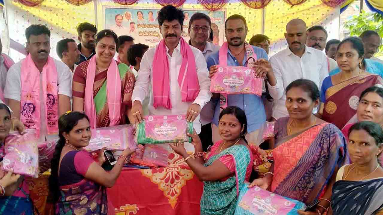 ఆడబిడ్డలకు అండగా ప్రభుత్వం