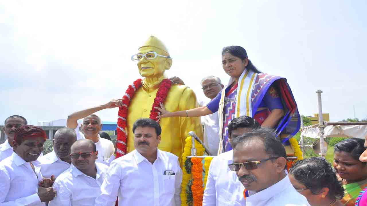 గొప్ప ప్రజాస్వామికవాది లక్ష్మణ్‌ బాపూజీ