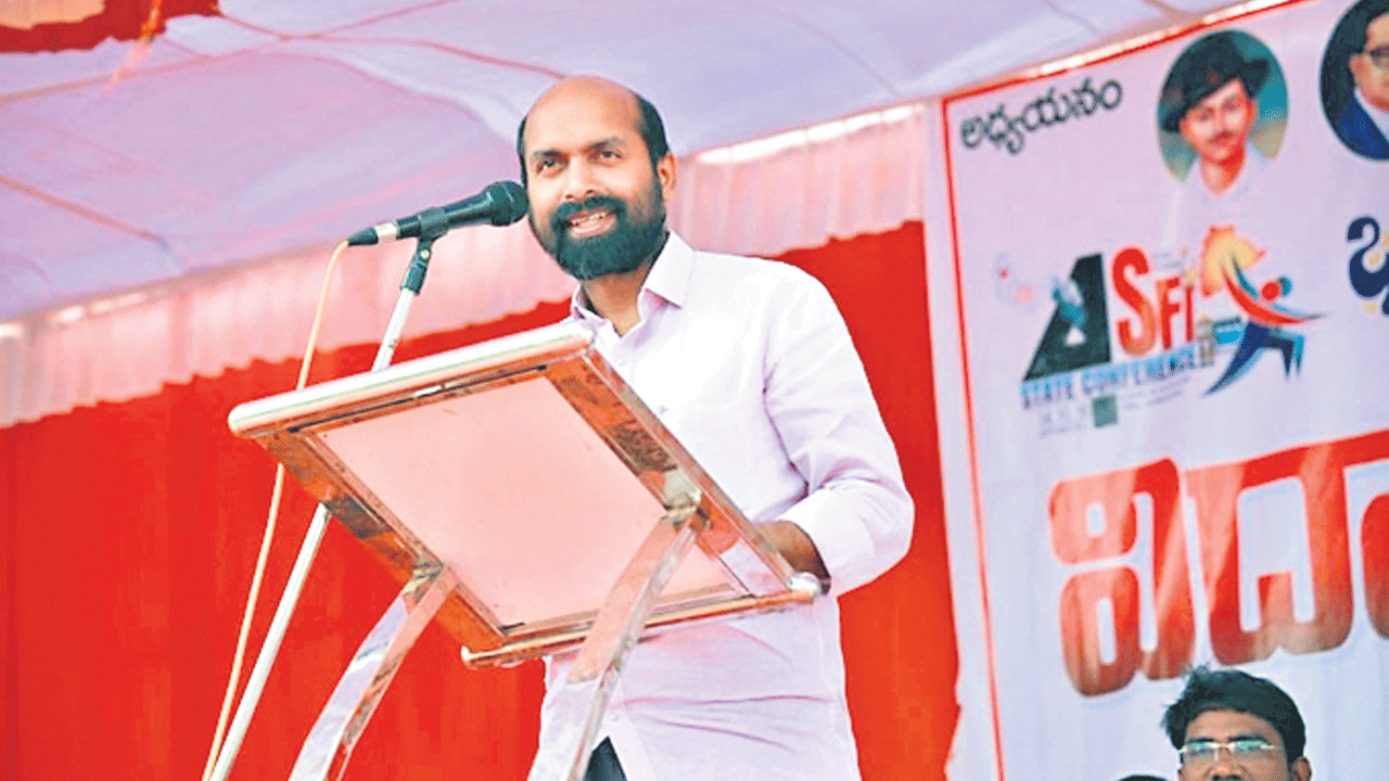 విద్వేషాలకు బీజేపీ కుట్ర