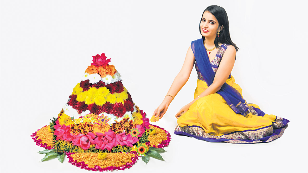 విలువలు సమున్నతం.. బతుకమ్మ ఔన్నత్యం