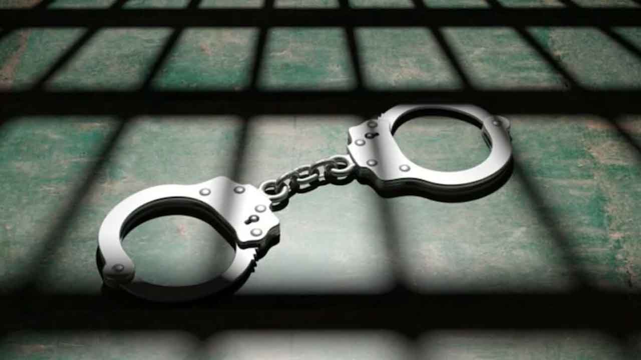మైనర్‌పై లైంగిక దాడికి పాల్పడ్డ ముగ్గురు అరెస్టు