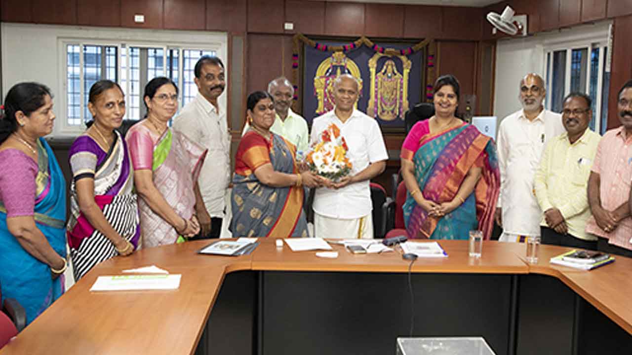 ఎస్వీ ఆర్ట్స్ క‌ళాశాలకు ప్రతిష్టాత్మక న్యాక్ ‘ఏ’ ప్లస్ గ్రేడ్ గుర్తింపు