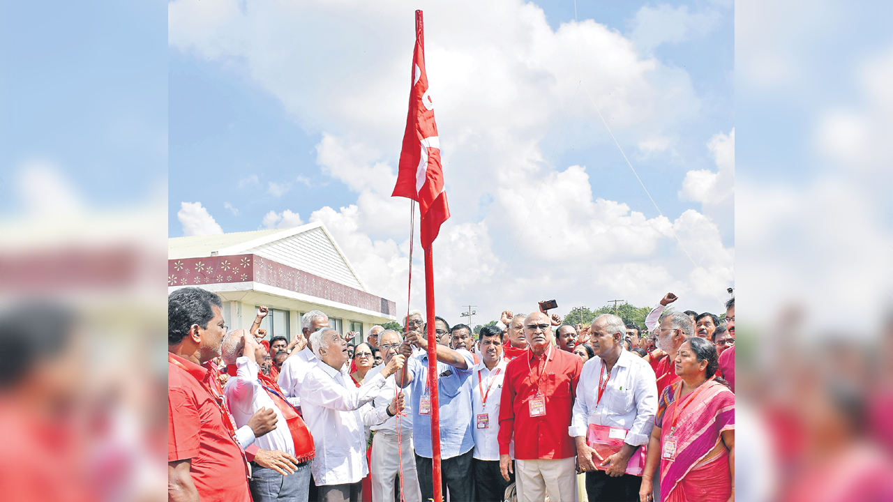 కమ్యూనిస్టుల ఏకీకరణ!