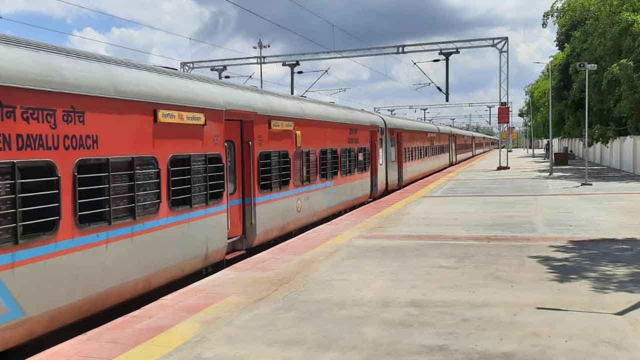 ఏండ్ల తరబడి ఎదురు చూపులే..