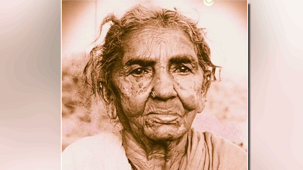 అధికారికంగా చాకలి ఐలమ్మ జయంతి