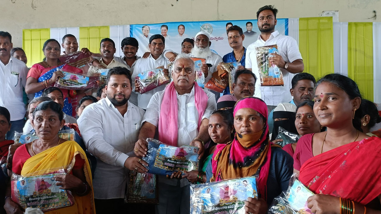 దేశంలో ఎక్కడా లేనన్నీ సంక్షేమ పథకాలు