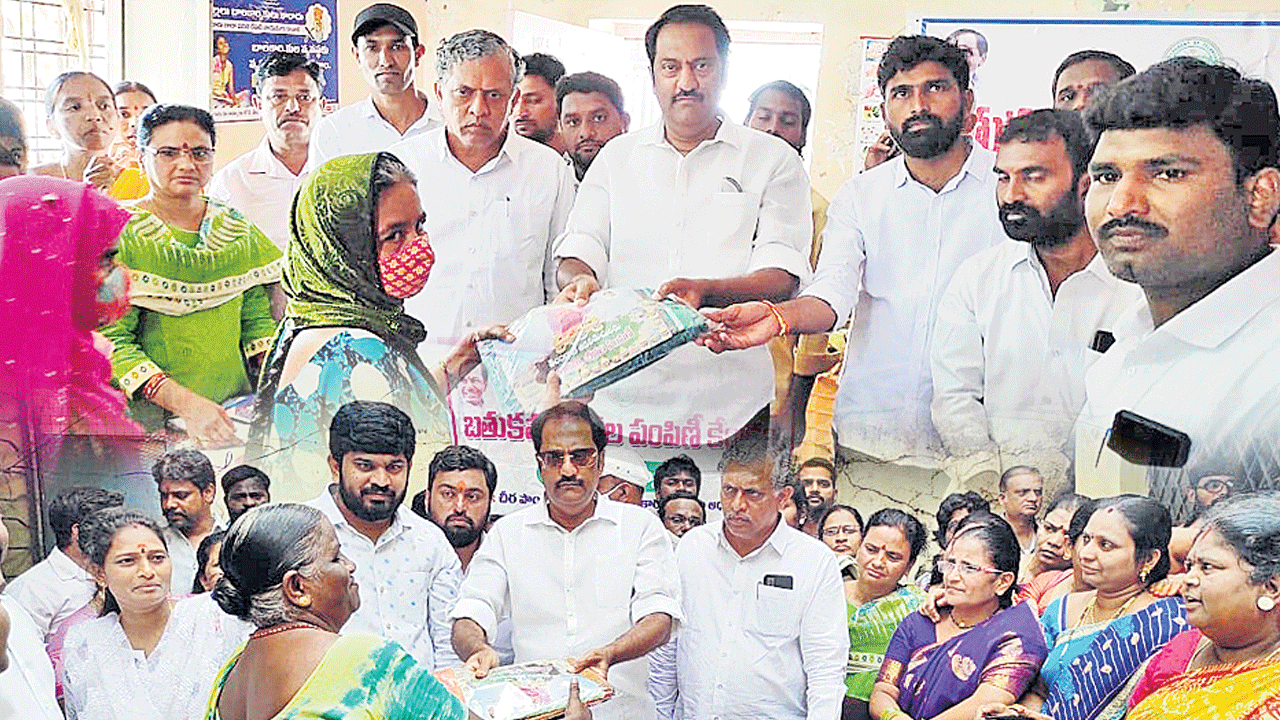 తెలంగాణ సంస్కృతికి ప్రతీక బతుకమ్మ