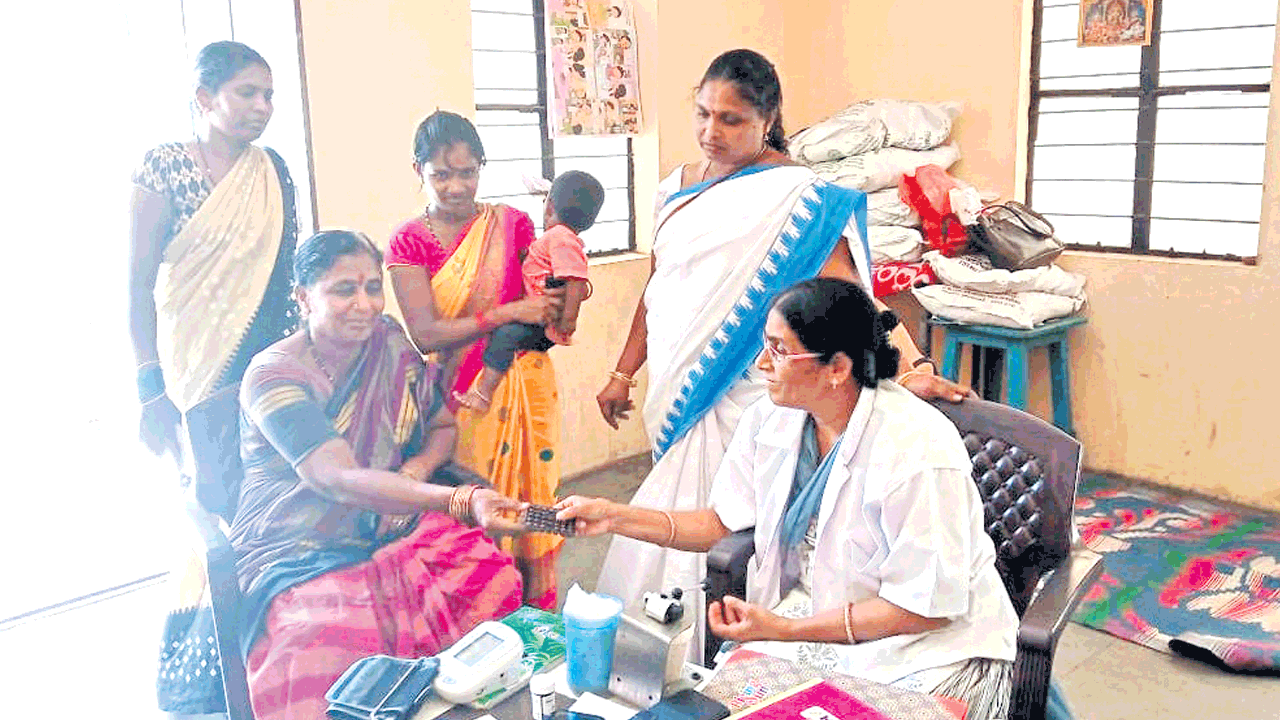 డెంగీ కట్టడికి.. జ్వరసర్వే