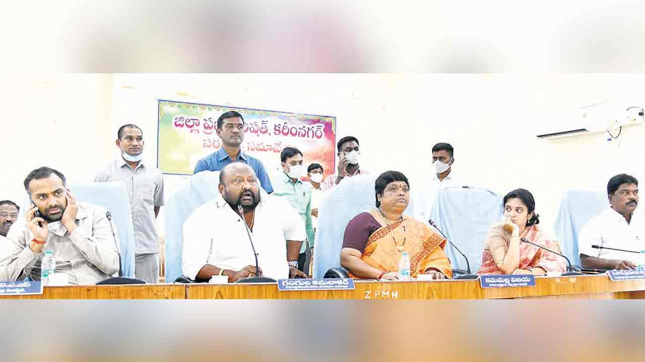 రైతులపై కేంద్రం కుట్రలు