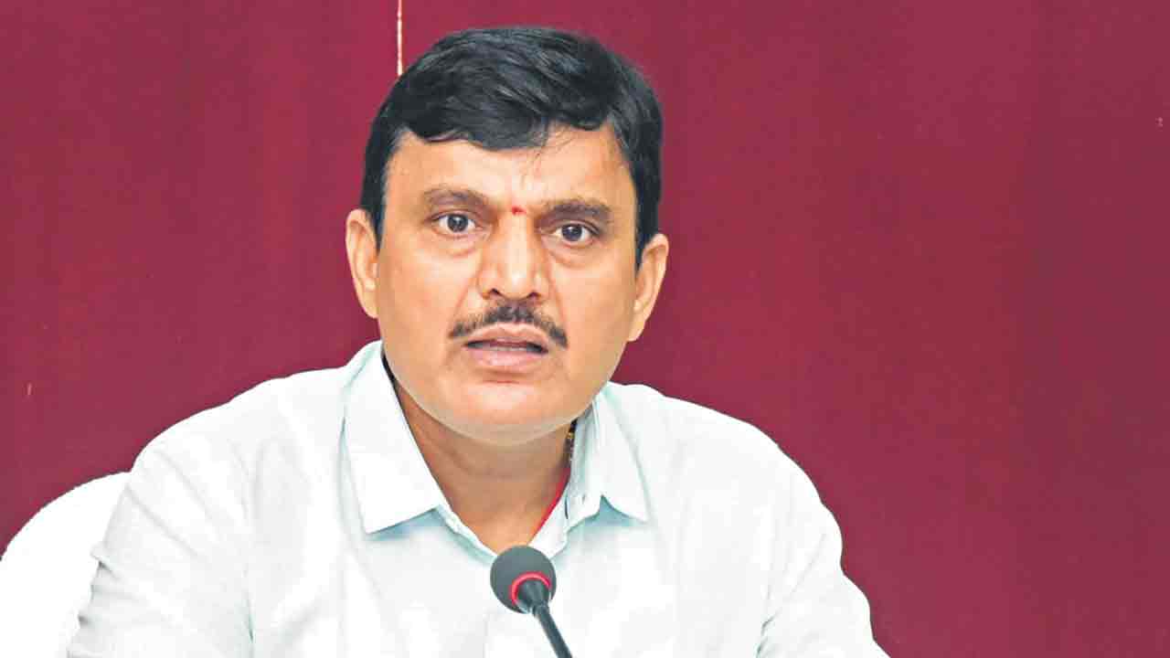 పనులు పూర్తవ్వాలి