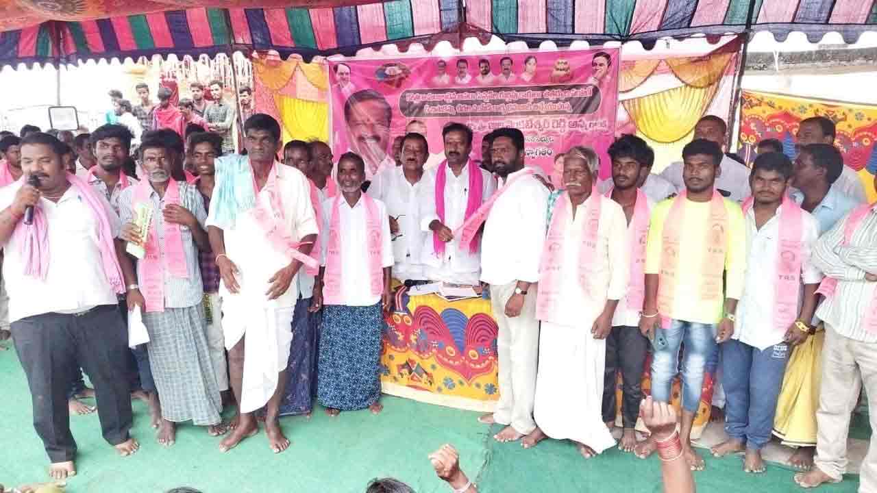 ప్రజా సమస్యలు ‘ఆల’కిస్తూ..