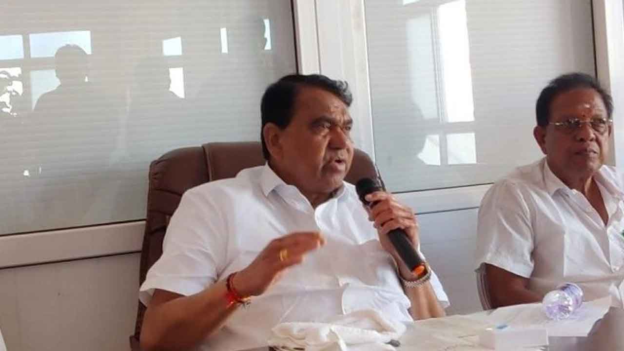 కేంద్ర మంత్రివి అవగాహనా రాహిత్య వ్యాఖ్యలు