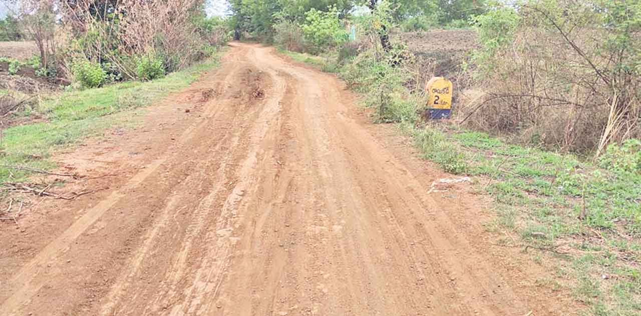 రాయికోడ్‌ రోడ్లకు మహర్దశ