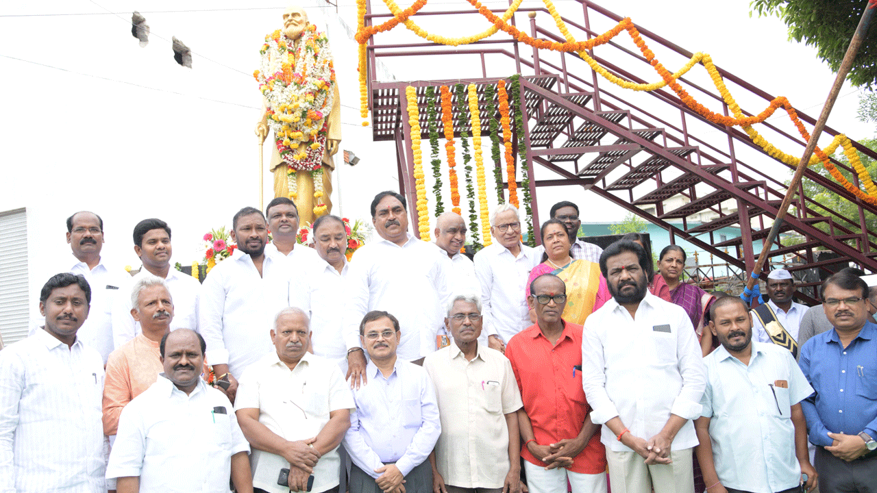 తెలంగాణ వైతాళికుడు కాళోజీ