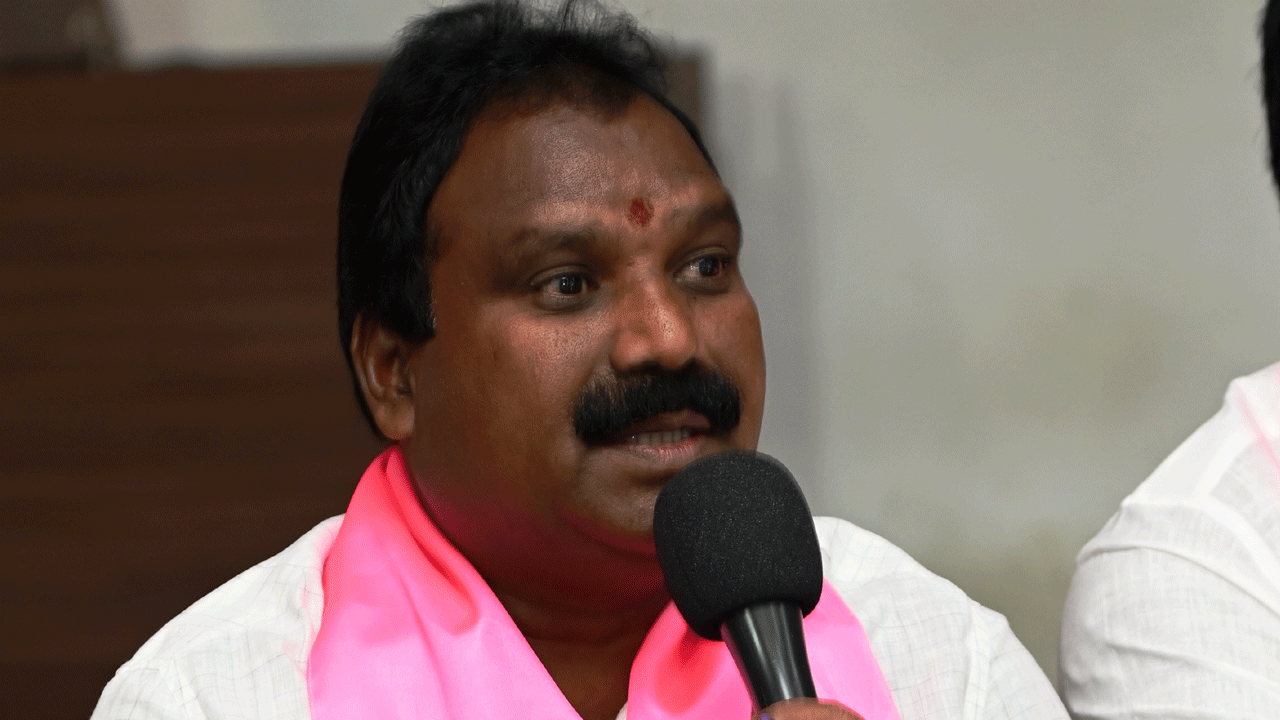 దేశంలో మత రాజకీయాలు పెచ్చు మీరుతున్నయ్‌