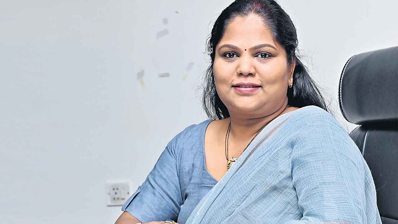 తండ్రీ కూతురు అనుబంధాలతో