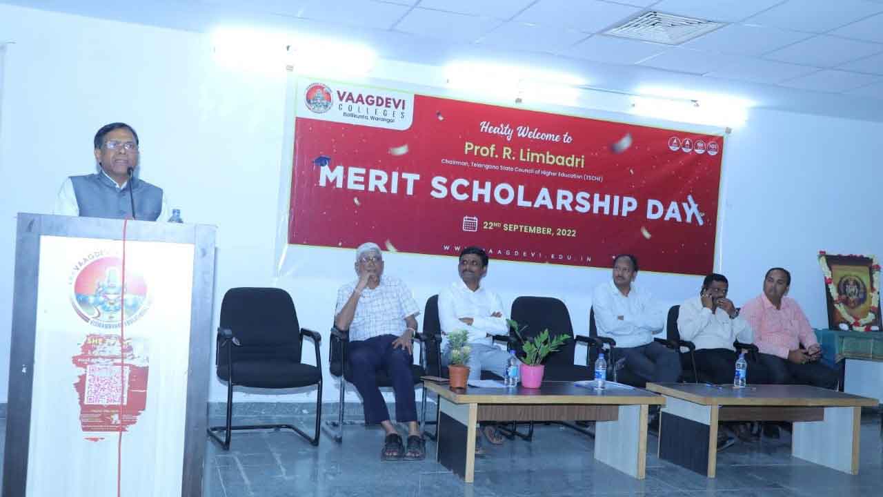 సాంకేతిక విద్య అందిస్తున్న సర్కారు