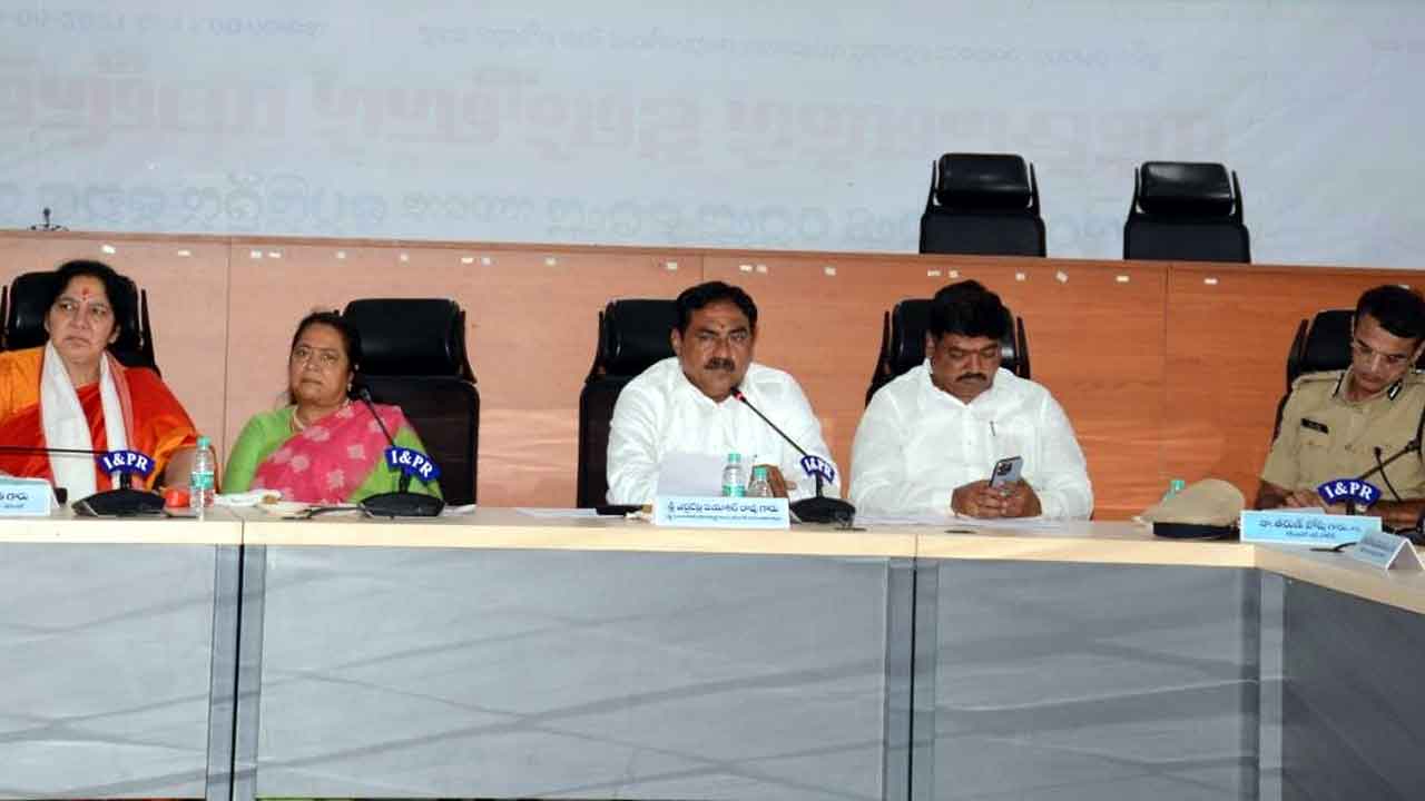 స్వరాష్ట్రంలోనే పండుగలకు గుర్తింపు