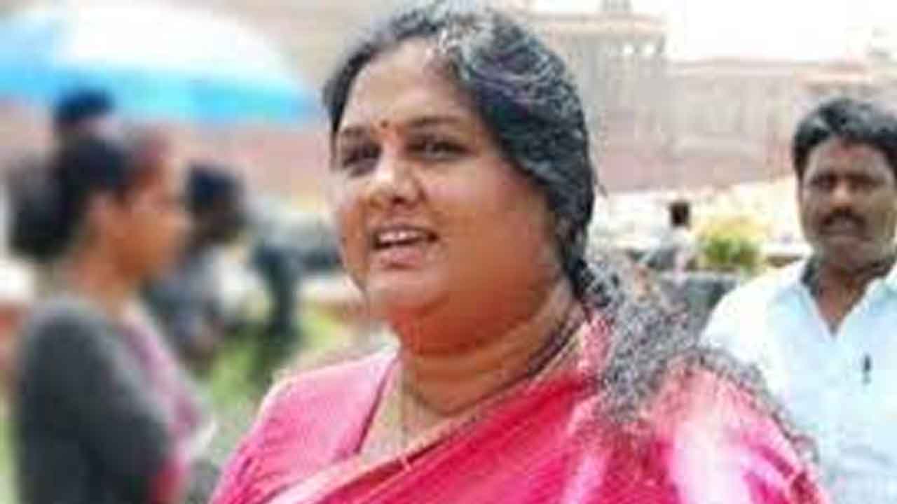 అరకు మాజీ ఎంపీ దంపతులకు బెయిల్‌ మంజూరు